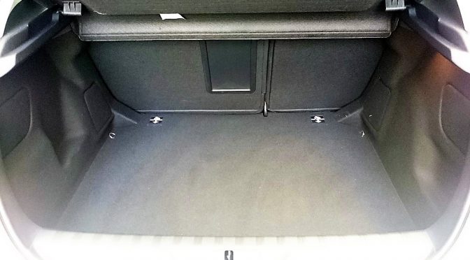 308 1.6L BlueHdi 120Ch BVM6 ALLURE 5 PORTES // TOIT PANO