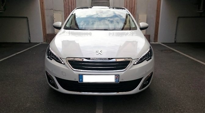 308 1.6L BlueHdi 120Ch BVM6 ALLURE 5 PORTES // TOIT PANO