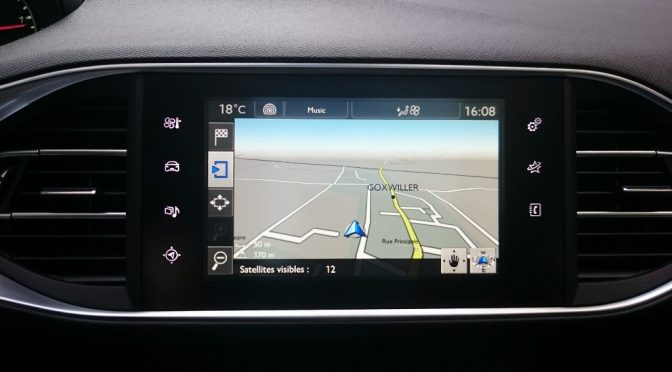 308 1.6L BlueHdi 120Ch BVM6 ALLURE 5 PORTES // TOIT PANO