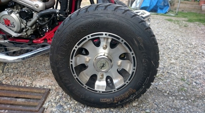 SUPERQUADER 450 ROADSTER TRITON // 2 PLACES //