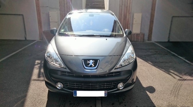 PEUGEOT 207 1.6 HDI 90 PREMIUM PACK 5 PORTES // RÉVISÉE //