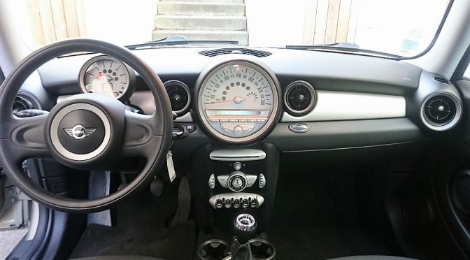 MINI COOPER D 110Ch BVM6