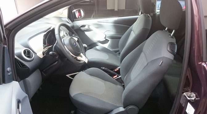 FORD KA 1.2L 69Ch TITANIUM // 9 900 KMS // BLUETOOTH