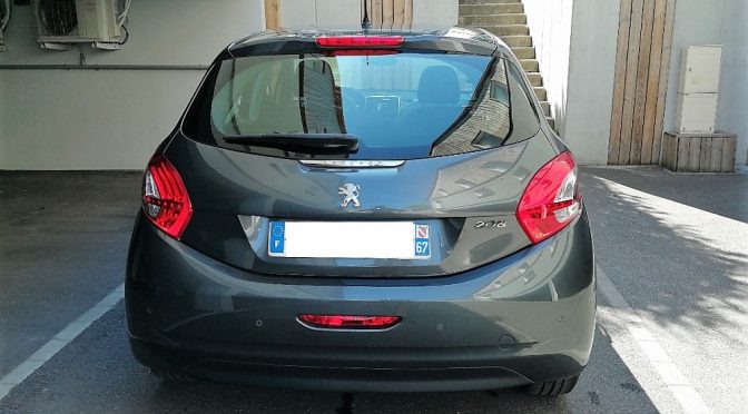 PEUGEOT 208 1.2 VTI 82Ch ALLURE 5 PORTES // RADAR ARR
