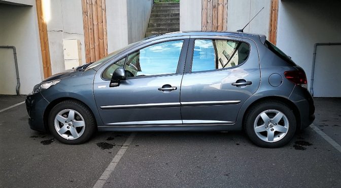 PEUGEOT 207 1.4 HDI 70 MILLESIM 200 5P // 1ère Main // TOIT PANO