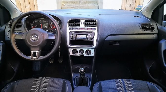 VOLKSWAGEN POLO V 1.4 FSI 85Ch MATCH 5P // 1ère Main // TOIT PANO