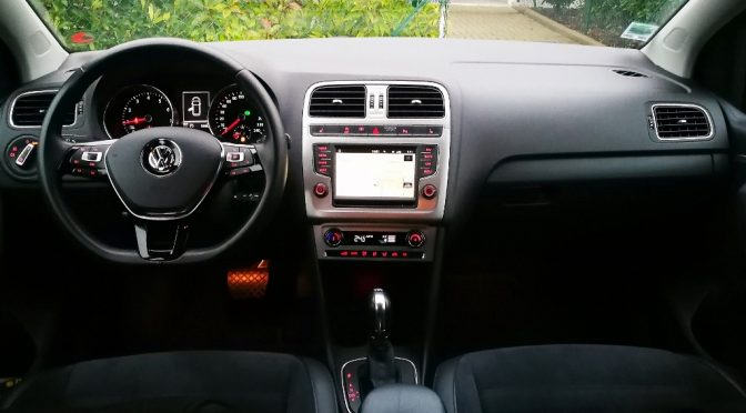 VOLKSWAGEN POLO V II 1.2 TSI 90Ch DSG7 CARAT 5P // 1ère Main