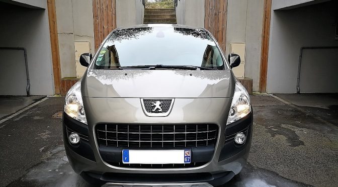 PEUGEOT 3008 1.6 HDI 115 BVM6 ALLURE // 1ère Main