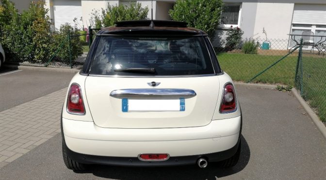 MINI COOPER D 110 BVM6 PACK CHILI // CARNET MINI // TOIT PANO