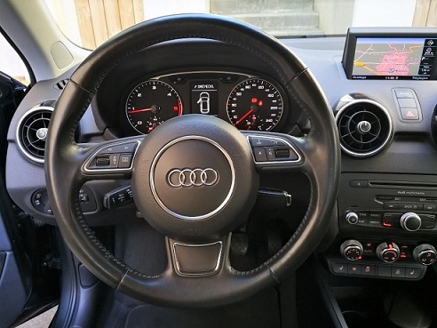 AUDI A1 SPORTBACK 1.6 TDI 105 S&S ATTRACTION // GPS // CARNET AUDI