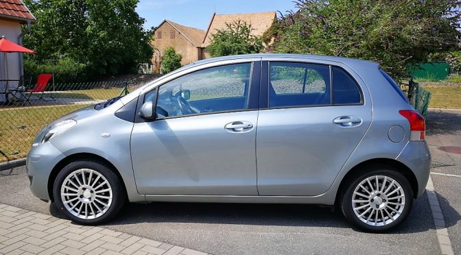 TOYOTA YARIS 1.4 D-4D 90Ch BVM6 LUNA // 1ère Main