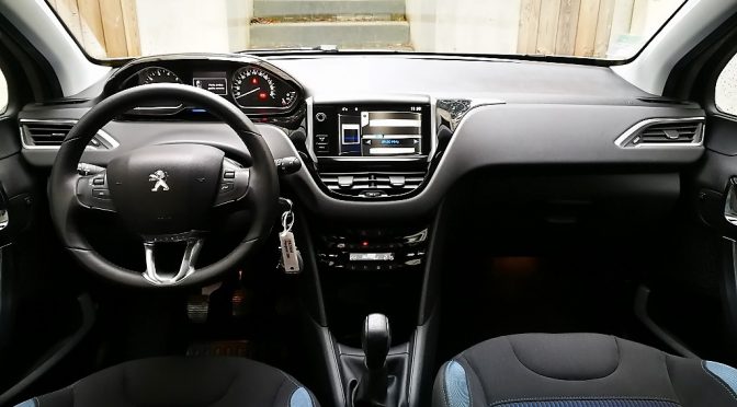 PEUGEOT 208 1.4 VTI 95Ch ALLURE // RADAR ARR // SONO JBL // 1ère Main