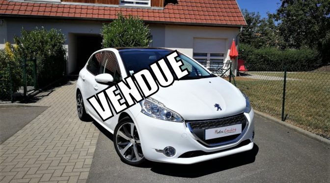 PEUGEOT 208 1.6 E-HDI 115 BVM6 FELINE // CUIR // GPS // TOIT PANO