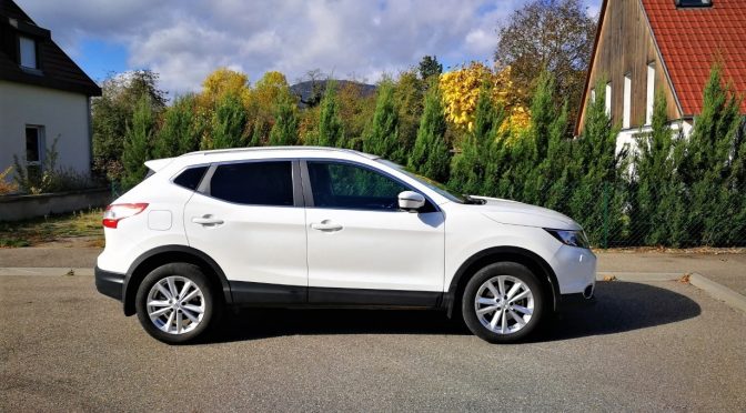 NISSAN QASHQAI II 1.5 Dci 110Ch CONNECT EDITION S&S // SEMI CUIR // BI LED // 1ère Main