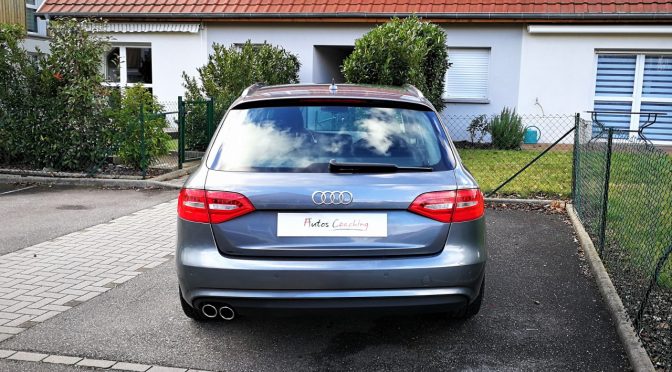 AUDI A4 IV phase 2 AVANT 2.0 TDI 150 MULTITRONIC AMBITION LUXE / CARNET AUDI / CUIR ALCANTARA