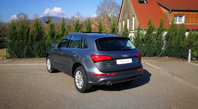 AUDI Q5 3.0 V6 TDI 245Ch QUATTRO S-line S-Tronic // TOIT PANO // XENON