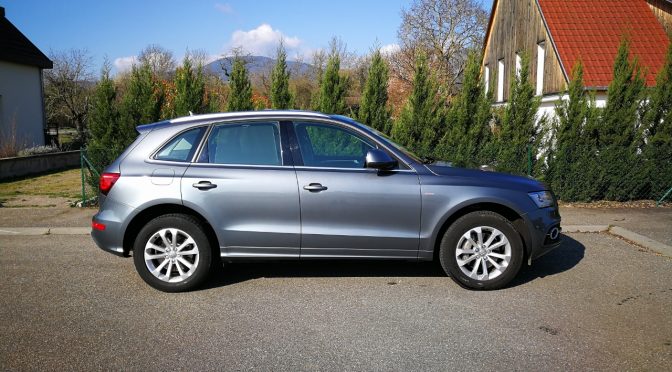 AUDI Q5 3.0 V6 TDI 245Ch QUATTRO S-line S-Tronic // TOIT PANO // XENON