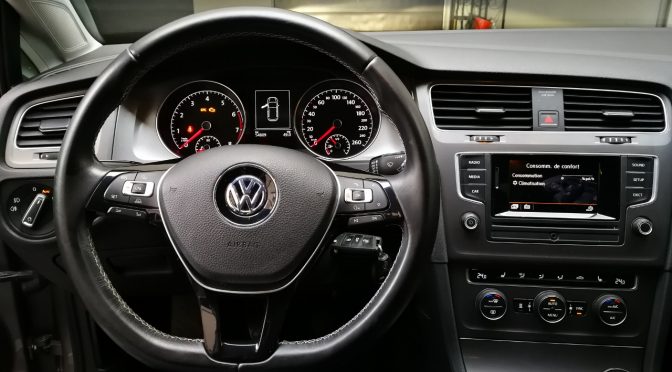VW GOLF VII 1.4 TSI 125 BVM6 BLUEMOTION TECHNOLOGY LOUNGE // XENON // WEBASTO