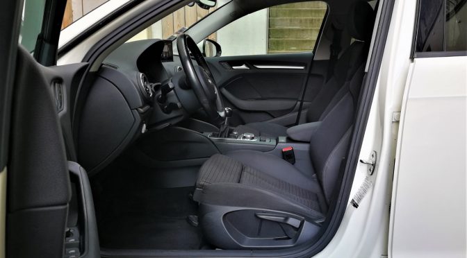 AUDI A3 SPORTBACK 2.0 TDI 150 S&S AMBITION BVM6 // GPS // XENON //