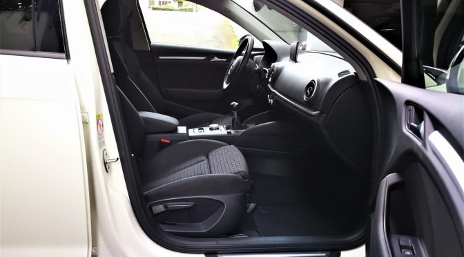 AUDI A3 SPORTBACK 2.0 TDI 150 S&S AMBITION BVM6 // GPS // XENON //