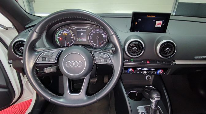AUDI A3 SPORTBACK E-TRON 1.4 TFSI 204CH HYBRID RECHARGEABLE S-TRONIC // CUIR ALCANTARA // HISTORIQUE COMPLET