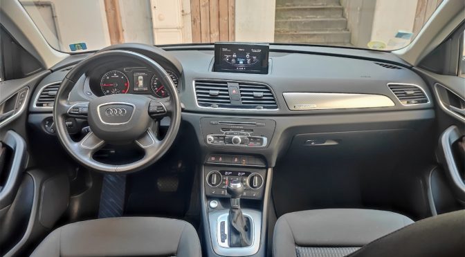 AUDI Q3 2.0 TDI 150Ch QUATTRO S-TRONIC TYPE AMBITION // HISTORIQUE COMPLET // GPS // ATTELAGE