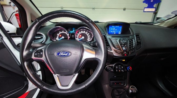 FORD FIESTA 1.0L 65Ch CELEBRATION // GPS // BLUETOOTH // SIEGES CHAUFFANTS