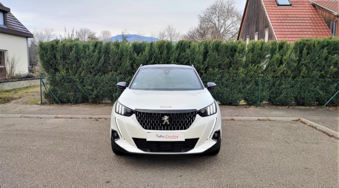PEUGEOT 2008 1.2 PURETECH 130 EAT8 GT // 1 900 KMS // CAMERA // SIEGES CHAUFF