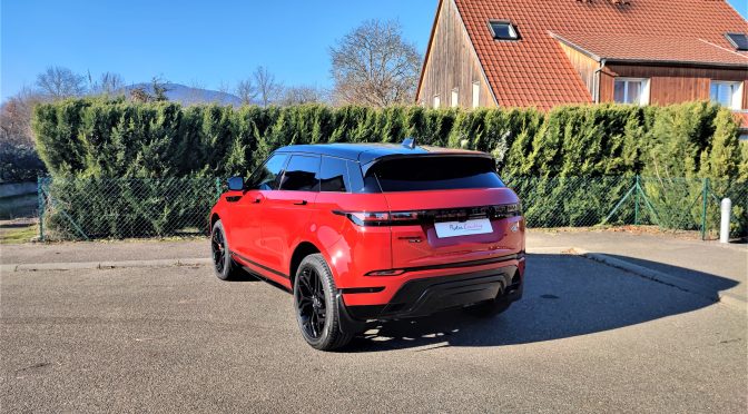 RANGE ROVER EVOQUE 2.0D 180Ch R-DYNAMIC SE BVA9 // 27 900 KMS // TOIT PANO // CAMERA // GARANTIE