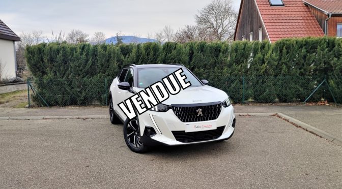 PEUGEOT 2008 1.2 PURETECH 130 EAT8 GT // 1 900 KMS // CAMERA // SIEGES CHAUFF