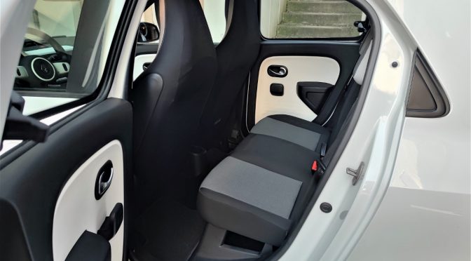 RENAULT TWINGO III 1.0 SCE 70Ch ZEN 5 PORTES // CLIM // BLUETOOTH // REGULATEUR