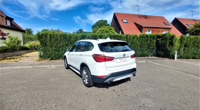 BMW X1 xDrive 20dA 190Ch SPORT // 1ère Main // TOIT PANO // LED // GPS //