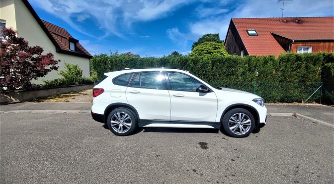 BMW X1 xDrive 20dA 190Ch SPORT // 1ère Main // TOIT PANO // LED // GPS //