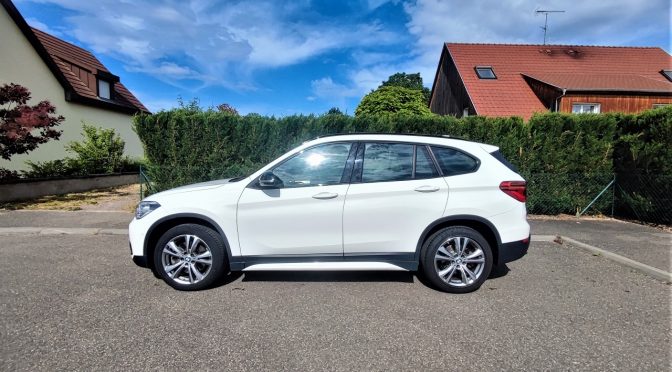 BMW X1 xDrive 20dA 190Ch SPORT // 1ère Main // TOIT PANO // LED // GPS //