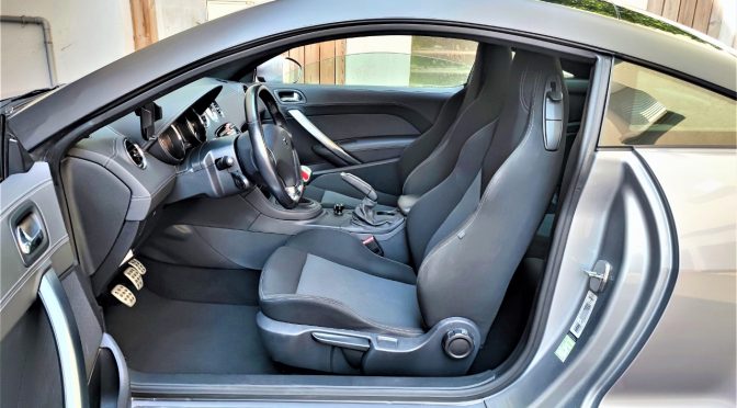 PEUGEOT RCZ 1.6 Thp 200Ch BVM6 // JA 19 // RADAR AV/ARR // XENON