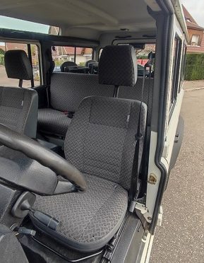 LAND ROVER DEFENDER 110 STATION WAGON 9 PLACES 2.5 TD5 122Ch