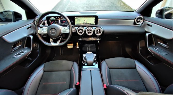 MERCEDES CLA II COUPÉ 250 7G-DCT AMG LINE 224Ch 4MATIC // TOIT PANO // MBUX // LED // BURMESTER