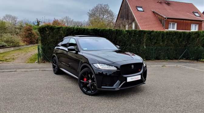 JAGUAR F-PACE SVR 5.0 V8 550Ch // Garantie 12 Mois // TOIT PANO // MERIDIAN //