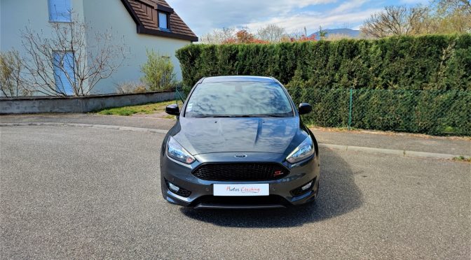 FORD FOCUS III phase 2 1.0 Ecoboost 125Ch ST Line BVM6 // GPS // CAMERA // JA 18