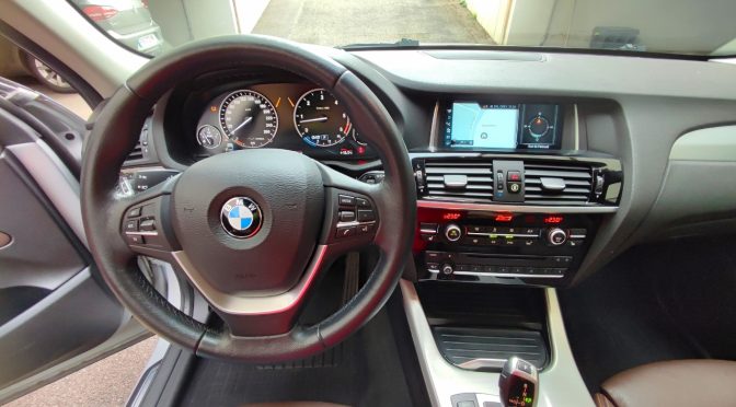 BMW X3 (F25) 3.0Da Xdrive 258Ch Xline BVA // CAMERA // CUIR // PNEUS ETE/NEIGE