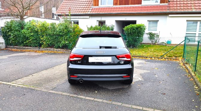 AUDI A1 SPORTBACK phase 2 1.0 TFSI 95 S LINE // SIEGES SPORT CUIR TISSU // RADAR AR // JA 17 // REVISEE