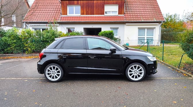 AUDI A1 SPORTBACK phase 2 1.0 TFSI 95 S LINE // SIEGES SPORT CUIR TISSU // RADAR AR // JA 17 // REVISEE