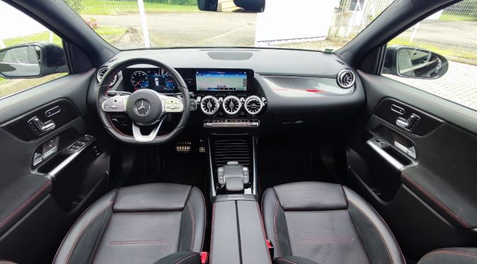 MERCEDES GLA II 220 D 190Ch 4MATIC AMG EDITION ONE 8G-DCT // 1ère Main // TOIT PANO // SONO // CAMERA // MBUX