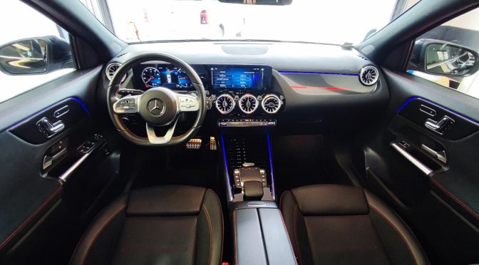 MERCEDES GLA II 220 D 190Ch 4MATIC AMG EDITION ONE 8G-DCT // 1ère Main // TOIT PANO // SONO // CAMERA // MBUX