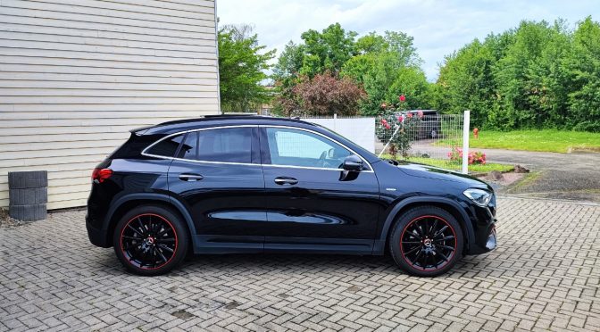 MERCEDES GLA II 220 D 190Ch 4MATIC AMG EDITION ONE 8G-DCT // 1ère Main // TOIT PANO // SONO // CAMERA // MBUX