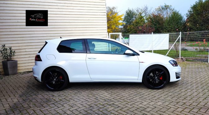 VOLKSWAGEN GOLF VII 2.0 TSI 220Ch BVM6 GTI 3P // 1ère Main // Historique complet // GPS // JA 19 //