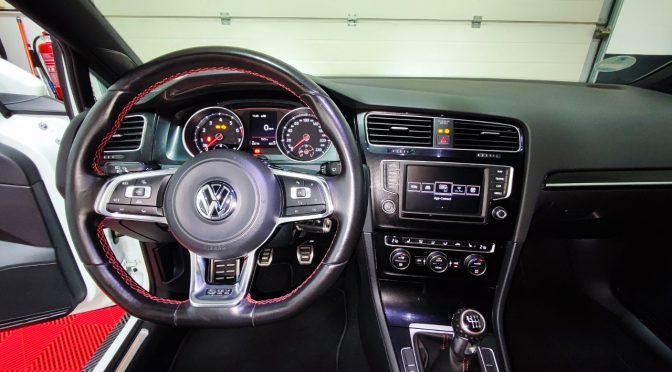 VOLKSWAGEN GOLF VII 2.0 TSI 220Ch BVM6 GTI 3P // 1ère Main // Historique complet // GPS // JA 19 //