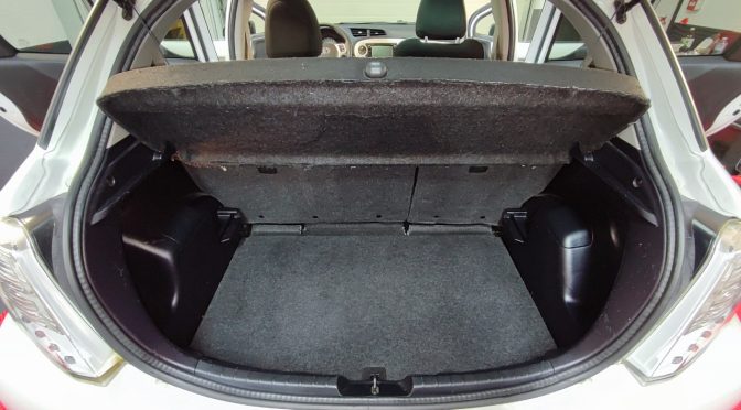 TOYOTA YARIS III 1.3L VVT-i 100Ch BVM6 DESIGN 5 PORTES // HISTORIQUE COMPLET // TOIT PANO // CAMERA