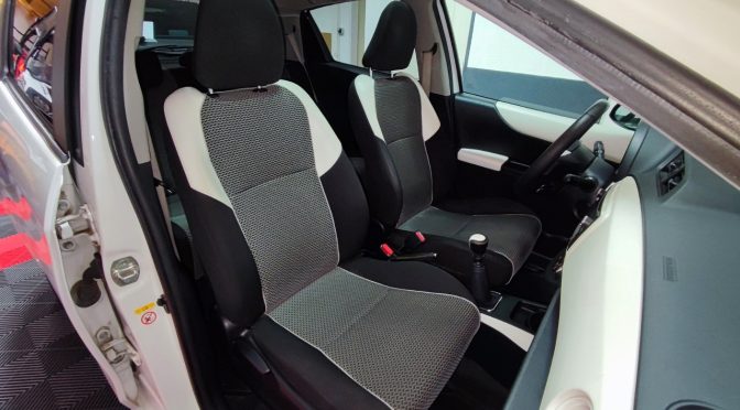 TOYOTA YARIS III 1.3L VVT-i 100Ch BVM6 DESIGN 5 PORTES // HISTORIQUE COMPLET // TOIT PANO // CAMERA