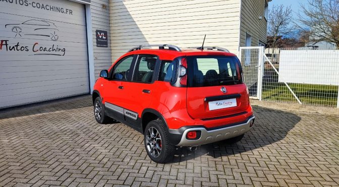 FIAT PANDA III 0.9 TWINAIR 85 S/S CITY CROSS 4X4 // CARPLAY // RADAR AR // 5 PLACES